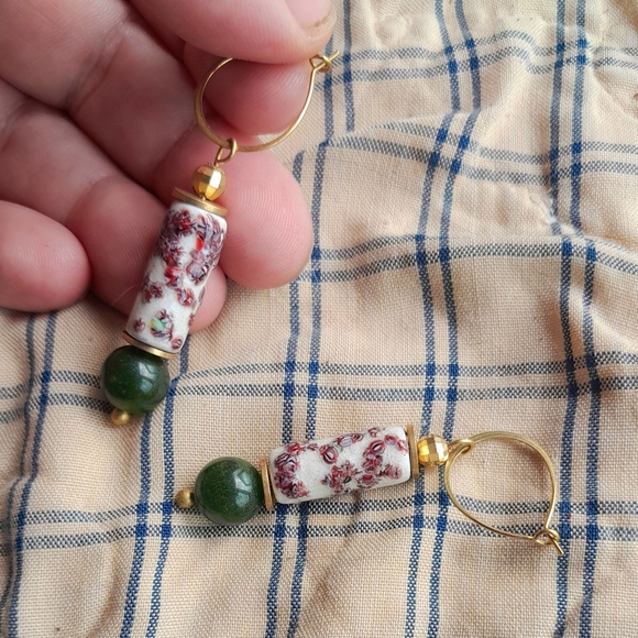 SOLD Nephrite and Vintage Bead Dangle Hoops - Handmade - Picture 3 of 3